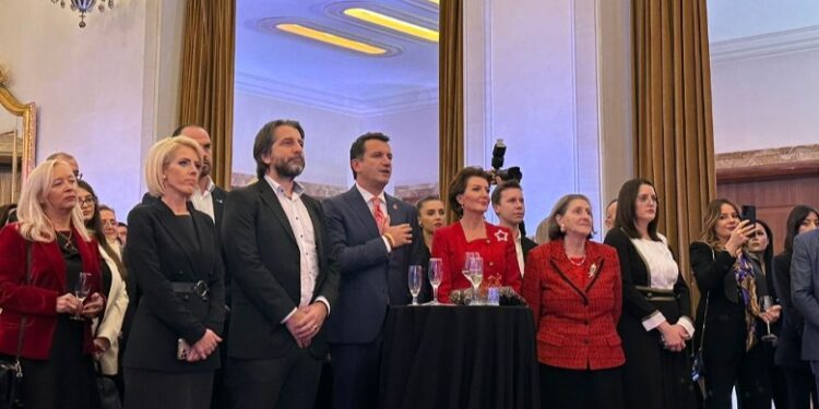 Tirana kryeqyteti ku bashkohen shqiptarët për festat e nëntorit. Erion Veliaj: 2022 e mbyllim si kryeqyteti europian i rinisë