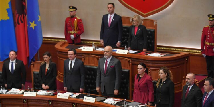 Pas lidhjes së Prizërenit, 110 vjetori Pavarsisë bënë bashkë kuvendet Shqipëri-Kosovë