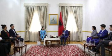 Dikush t’i mësojë Begës se presidenca nuk është matriarkat