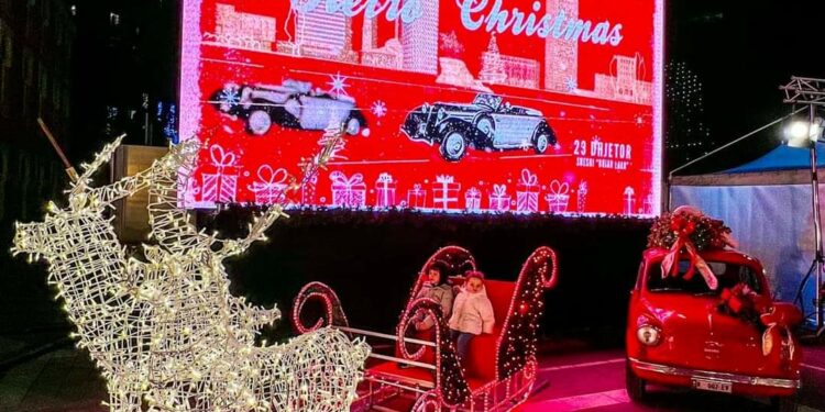 Krishtlindje me RETRO në Tiranë