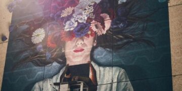 Foto/ Muralja e Tiranës mes 100 më të mirave në botë për 2022