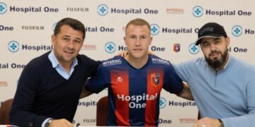 Bekim BALAJ në “Loro Boriçi” vesh Bluzën e Vllaznisë, mesazhi i Klubit