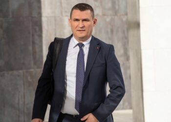 Antikorrupsioni në SPAK i besohet Klodian Brahos. Altin Dumani: Porti i Sarandës ju kthye Ushtrisë, smund të preket!