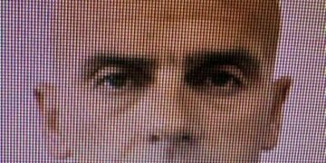 Refuzoi divorcin dhe atësinë e djalit, qëllon me kallash ndaj ish gruas. 3 viktima 3 të plagosur, Autori në arrati. Në 2007 vrau gruan e parë