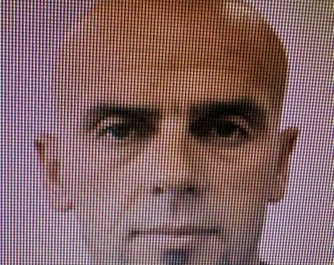 Refuzoi divorcin dhe atësinë e djalit, qëllon me kallash ndaj ish gruas. 3 viktima 3 të plagosur, Autori në arrati. Në 2007 vrau gruan e parë