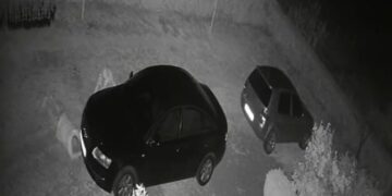 Tritoli ndez fushatën elektrorale në Vau Dejes, hidhet në erë makina e kreut të rithemelimit. Pamjet