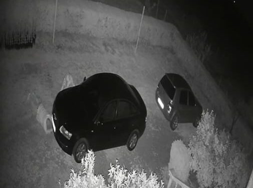 Tritoli ndez fushatën elektrorale në Vau Dejes, hidhet në erë makina e kreut të rithemelimit. Pamjet