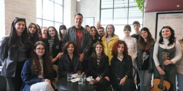 Veliaj e Manstirliu me banorët e Njësisë 9: Këto janë ditët më të mira të Tiranës