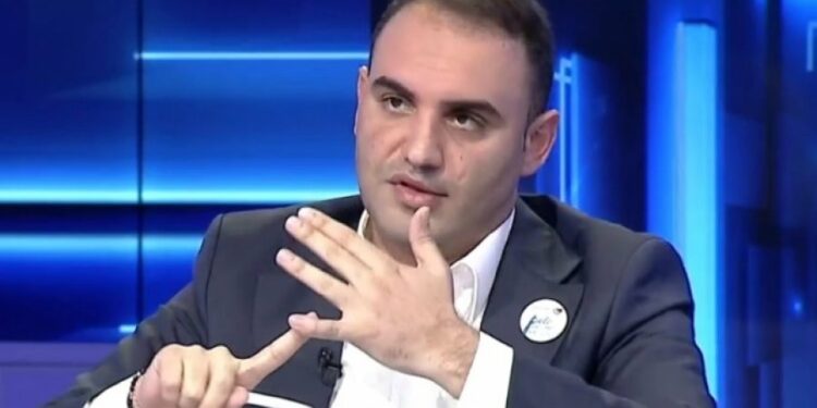 Përse e fsheh Belind Këlliçi përfundimin e gjimnazit në CV? ”Harry T Fultz”: Këlliçi bëri 4 nga 5 vite, iku në SHBA