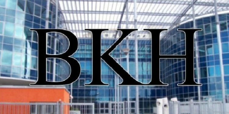 Agjentët e BKH mbeten pa armë. SPAK pa rezultate nga hetimi i tenderit të dyshuar korruptiv dhe abuziv! Si ndryshoi arma nga stërvitja në letra për hetuesit