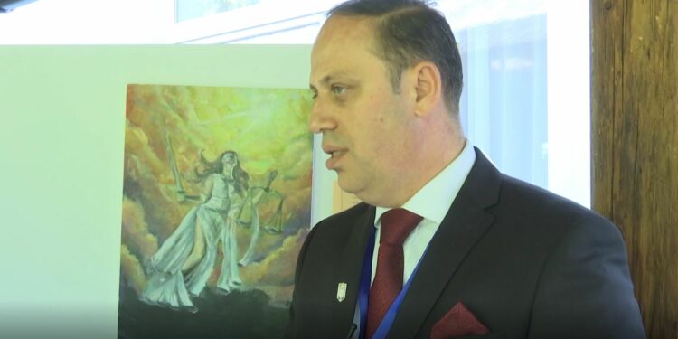 Intervista/ Gjykatat pa Kryetar! flet Ish drejtuesi i Krimeve të Rënda, Sandër Simoni: Të hapet gara. Kryetarja e KLGJ-së Llagami: Në Shtator, po presim Parlamentin