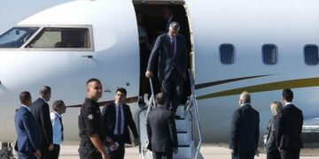 Lirohet nga burgu ish Presidenti i Kosovës z.Hashim Thaçi, për disa orë viziton familjen