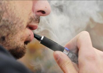 Media shkel ligjin antiduhan, reklamon cigaret elektrike me linqe dhe shkrime indirekte, shteti si sheh edhe pse lexon lajme