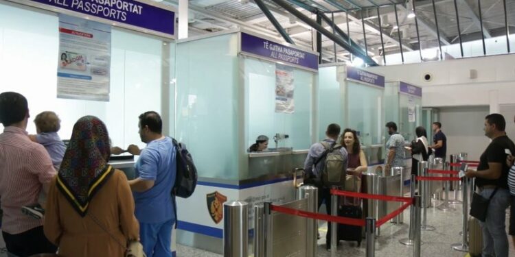 Ekskluzive/ 1500 $ për letra false! Policia zbulon rrjetin e trafikantëve, gënjyen futbollistin do luash me Korabin, Viza u lëshua nga Ambasada Shqiptare në Kairo!