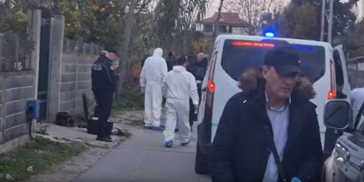 Konfliktit për Pronën në Kamëz, 1 i vrarë, 1 i plagosur, 70 vjeçari në pranga. Pamjet