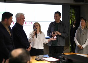 Transformimi i rrugës “Myslym Shyri”, Veliaj: Sistemuan nga rrjeti nëntokës, trotuaret dhe fasadat e pallateve