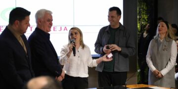 Transformimi i rrugës “Myslym Shyri”, Veliaj: Sistemuan nga rrjeti nëntokës, trotuaret dhe fasadat e pallateve