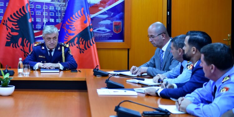 Njihuni me drejtuesit e rinjë në policinë e shtetit, Rrumbullaku firmos ndryshimet