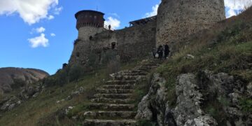 Zbulohet vendbanimi i Mamicës