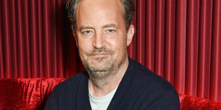 Publikohet testamenti i aktorit të “Friends” Matthew Perry/ Cilët trashëgojnë pasurinë e tij?