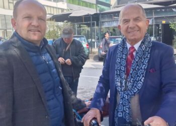 Turizmi Elitar në Sazanin e “braktisur” / Sazan  Guri për WebLajm: Shqiptarët do të humbasin Ishullin dhe Turizmin, do ta kenë ëndërr bregdetin! Video e plotë