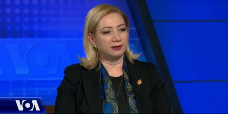 Mandati i Olta Xhaçkës/ Holta Zaçaj thirrje politikës: Zbatoni vendimet e Gjykatës Kushtetuese