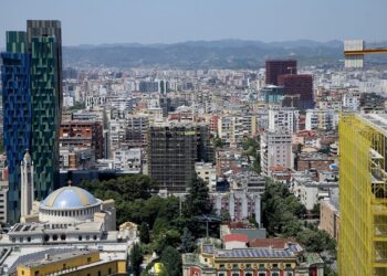 “Fluturojnë” çmimet në Tiranë, apartamentet u shtrenjtuan me 41%
