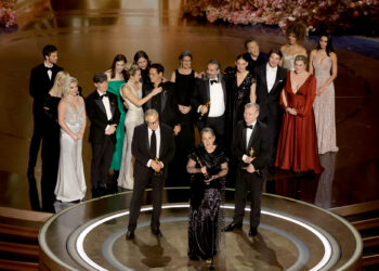 Oppenheimer dominon Oscars, shpallet filmi më i mirë i vitit