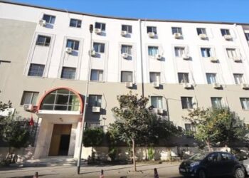 Trafik me 62 emigrantë të paligjshëm, Prokuroria e Durrësit mbyll hetimet / 11 persona në gjyq, dosja