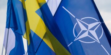 Forcohet NATO, Suedia i bashkohet zyrtarisht aleancës ushtarake
