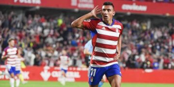 Myrto Uzuni mund të largohet nga Granada, Sevilla ka gati ofertën