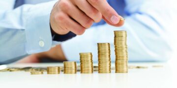 Ministri i Financave: Rritja e pagave për mësuesit dhe infermierët nis nga 1 Korriku