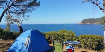 Shqipëria, më e lira në Europë për pushimet në kamping