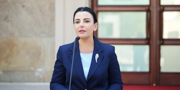 Belinda Balluku paraqitet në SPAK për Inceneratorin / pamjet dhe deklarata