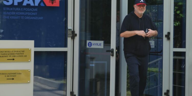 A do ta publikojë Baton Haxhiu “intervistën” me hetuesin në SPAK? Pas Fletëthirrjes së Prokurorit S.K