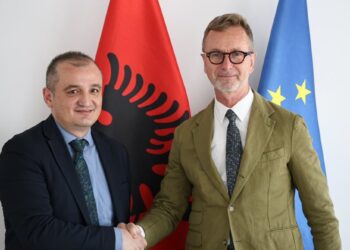 Ambasadori i BE-së pas takimkit me kreun e KLSH: Keni rol thelbësor në luftën kundër korrupsionit