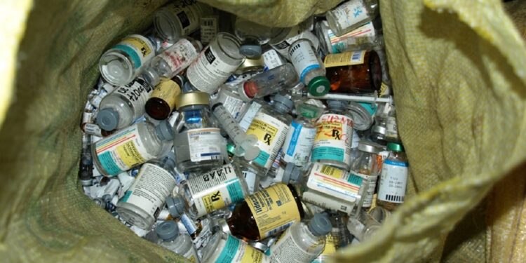 Mashtruan me trajtimin e mbetjeve spitalore të Beratit, arrestohen 11 persona, dëmtuan shëndetin e njerëzve