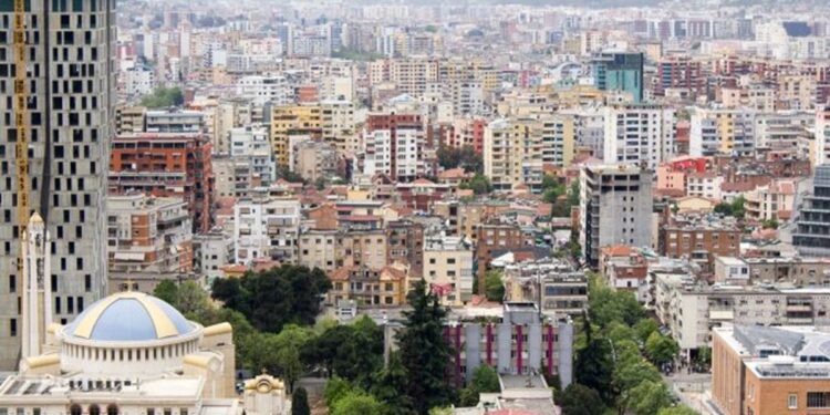 Pastrimi i parave i ka bërë çmimet e apartamenteve të papërballueshme