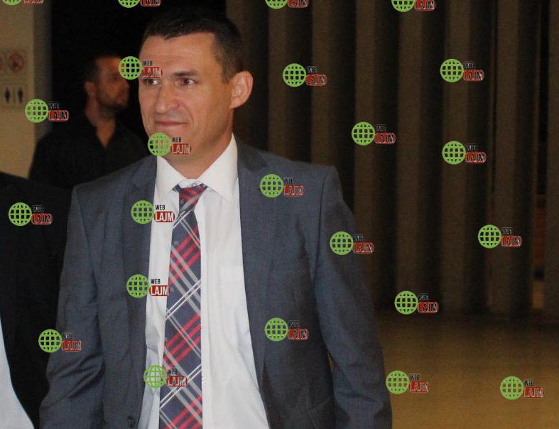 Altin Dumani për WebLajm: Pushimet do ti bëj në shqipëri disa ditë me familjen, jam tifoz me Brazilin nga 1982