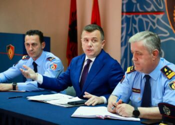 Atentati mafioz në Memaliaj, Ministri Balla takim pune në Gjirokastër. Informohet për hetimet e problematikat