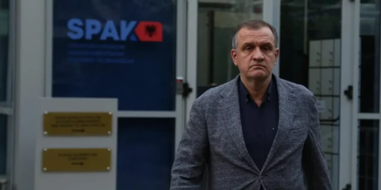 Shtyhet gjyqi ndaj ish ministrit Beqaj/ Zbulohet kërkesa e tij