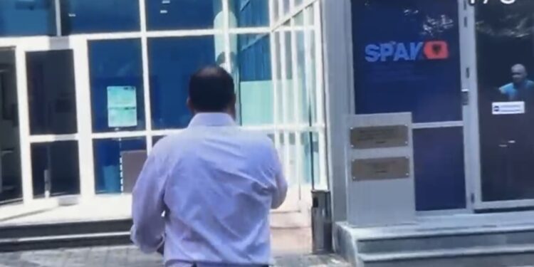 Ministri i Pushtetit Lokal përfundon në SPAK / Pamjet. Belind Këlliçi depoziton Aktmarrëveshjen: Sdo ndal denoncimet