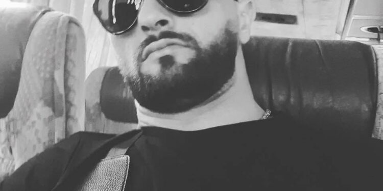 Nga burgu në Francë, me Iphone 14 – Shantazh vajzave në Shqipëri. “PRINCE EU”