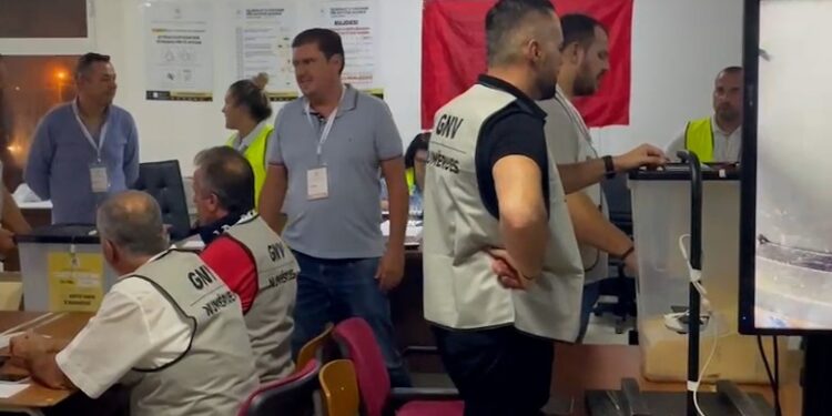 “Gjikuria i mirëpritur për nënkryetar”/ Vangjel Tavo i PS-së fiton zgjedhjet e pjesshme në Himarë