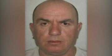 I porositur për të vrarë Nuredin Dumanin, ekstradohet nga Kosova vrasësi me pagesë Arben Lamçja