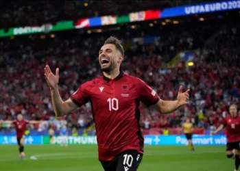 Bajrami drejt Skocisë! Mesfushorin e do Glasgow Rangers, Gjasula i jep lamtumirën Kombëtares