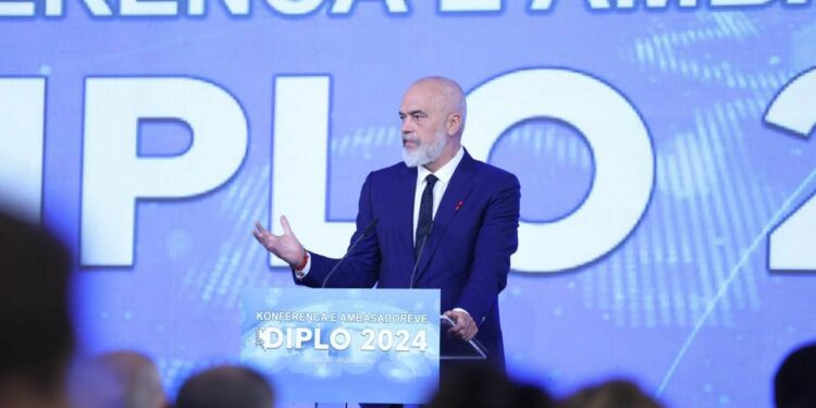 “Diplo 2024”, Rama përgëzon Ambasadoren Hajdaraga: Transformimi konsullor në Athinë shembull pozitiv