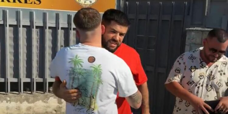 “Kam besim tek drejtësia”/ Noizy flet për herë të parë pas daljes nga burgu 