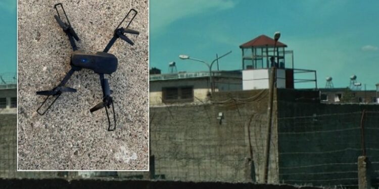 Ekskluzive, pas Burrelit, Droni shfaqet në burgun e Peqinit / futi kokainë dhe telefon