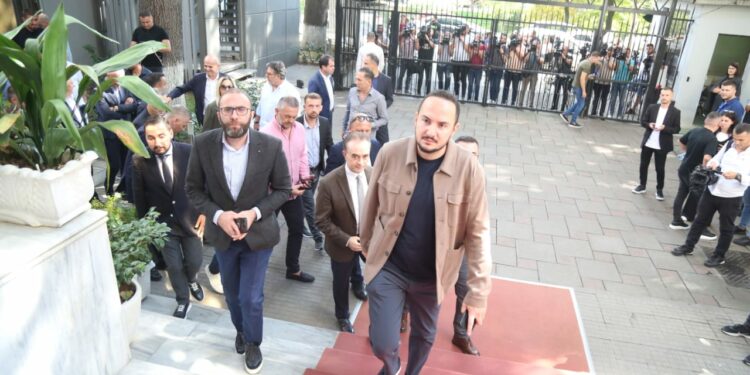 Vendimi me 62 faqe që çoi në burg Ervin Salianjin / bisedat telefonike